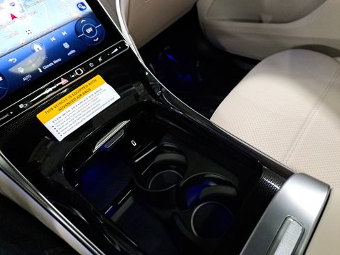 New 2026 Mercedes-Benz GLC 300 image 26