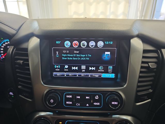 Used 2017 Chevrolet Suburban Premier AWD/4WD image 18
