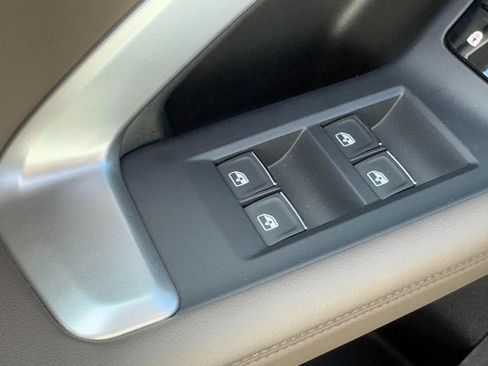 New 2025 Audi Q5 Premium image 18