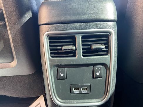 Used 2019 Dodge Charger SXT w/ Leather Interior Group image 26