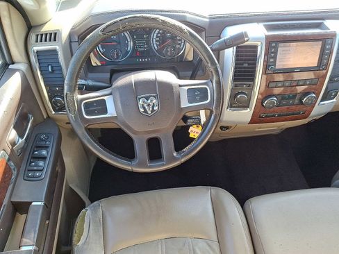 Used 2009 Dodge Ram 1500 Truck Laramie image 11