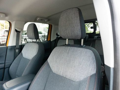 Used 2023 Ford Maverick XLT w/ XLT Luxury Package FWD image 16