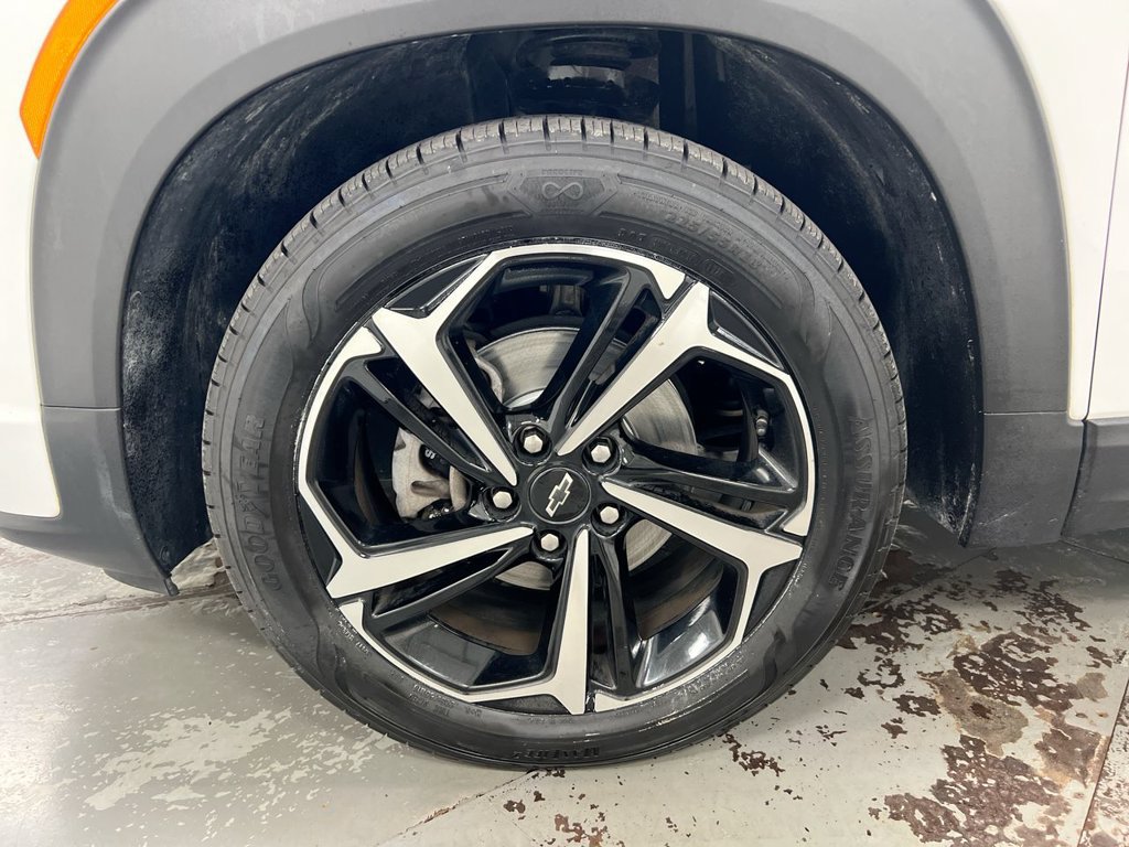 Used 2021 Chevrolet TrailBlazer RS FWD image 25