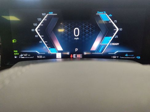 Certified 2024 BMW X5 xDrive50e image 17