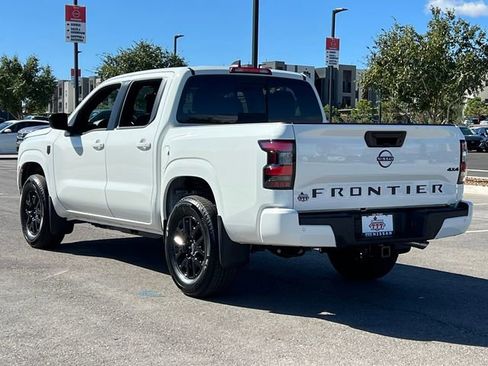 New 2026 Nissan Frontier SV w/ Tow Package AWD/4WD image 3
