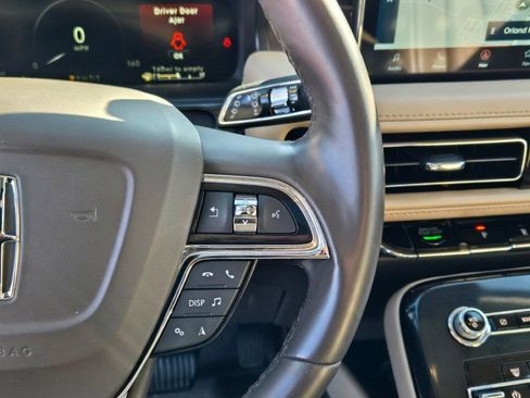 Used 2022 Lincoln Nautilus Reserve image 32