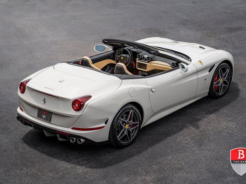 Used 2017 Ferrari California T RWD image 3