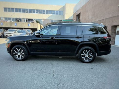Used 2023 Jeep Grand Cherokee L Limited w/ Luxury Tech Group II AWD/4WD image 14