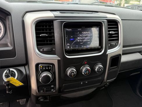 Used 2019 RAM 1500 Classic SLT AWD/4WD image 21