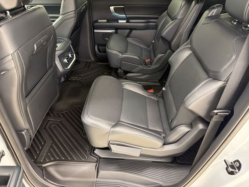 Used 2026 Ford Expedition Max Platinum w/ Stealth Appearance Package AWD/4WD image 21