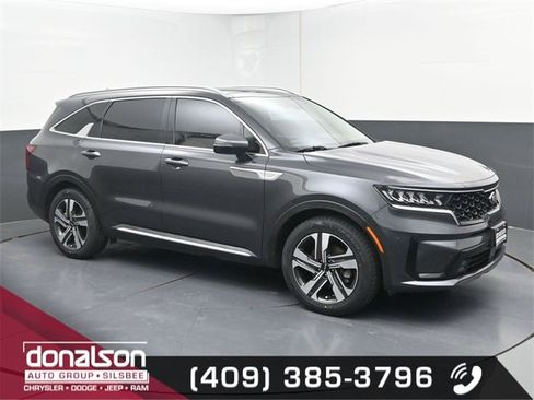 Used 2022 Kia Sorento EX w/ Panoramic Sunroof Package image 1