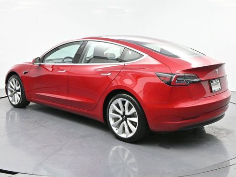 Used 2018 Tesla Model 3 Long Range image 5