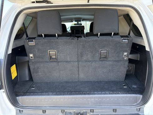 Used 2018 Toyota 4Runner SR5 RWD image 19