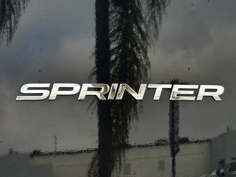 Used 2025 Mercedes-Benz Sprinter 3500 image 5