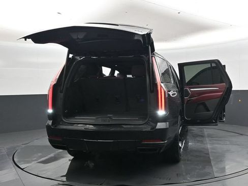 Used 2025 Cadillac Escalade Sport w/ Touring Package AWD/4WD image 52