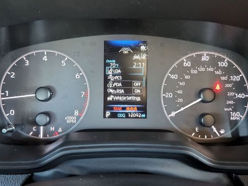 Used 2025 Toyota Corolla LE image 25