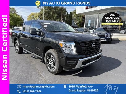 Used 2024 Nissan Titan SV w/ SV Convenience Package