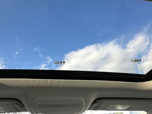 Used 2025 MAZDA CX-30 AWD 2.5 S w/ Premium Package image 21