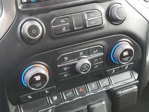 Used 2022 Chevrolet Silverado 3500 LT image 18