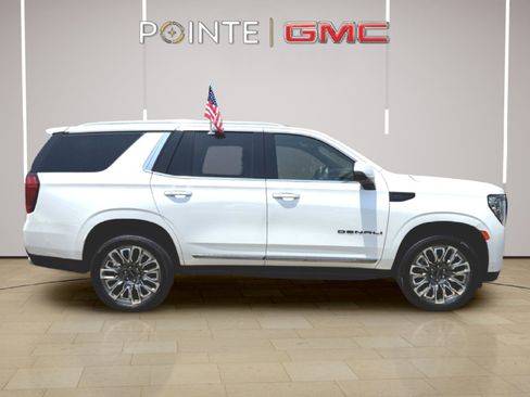 Certified 2024 GMC Yukon Denali Ultimate image 11