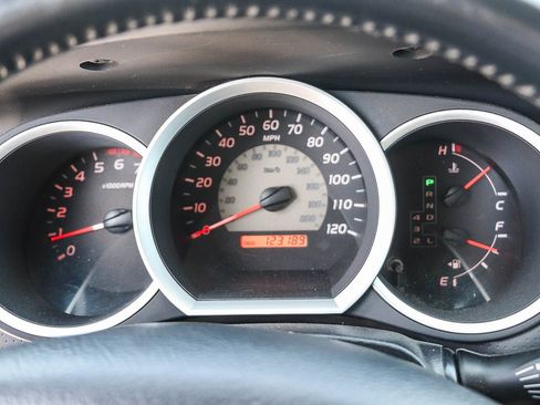 Used 2008 Toyota Tacoma PreRunner image 24