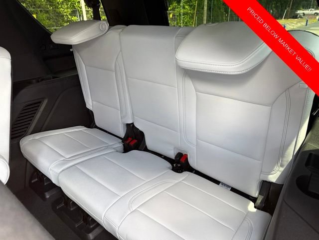 Used 2025 Chevrolet Tahoe Premier AWD/4WD image 25