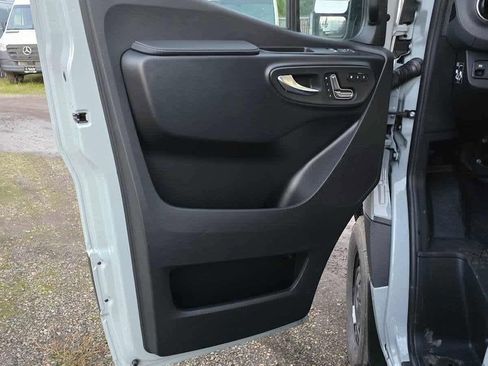 New 2026 Mercedes-Benz Sprinter 2500 image 23