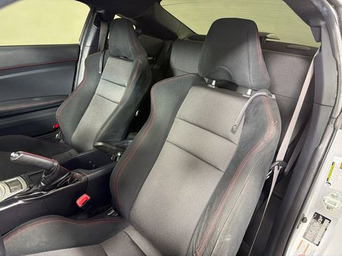 Used 2018 Subaru BRZ Premium RWD image 12