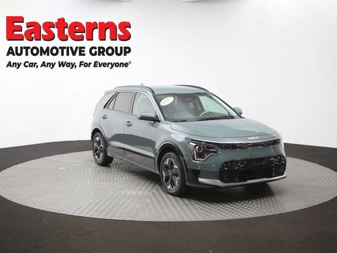 Used 2023 Kia Niro Wind w/ Wind Preserve Package FWD image 48