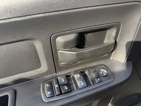 Used 2014 RAM 1500 Express image 23
