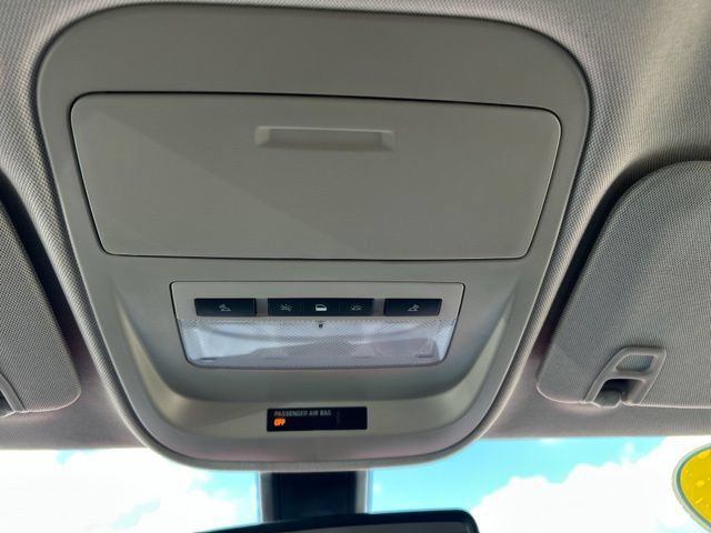 Used 2016 Chevrolet Colorado Z71 AWD/4WD image 45