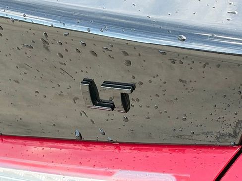 Used 2023 Chevrolet Malibu LT w/ Midnight Edition image 9