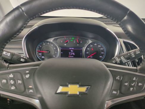 Used 2022 Chevrolet Equinox Premier image 35