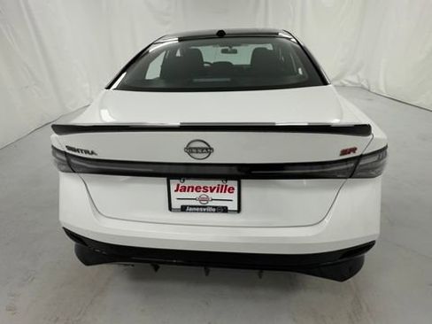 New 2026 Nissan Sentra SR FWD image 4
