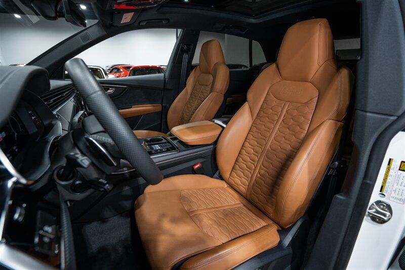 Used 2025 Audi RS Q8 performance AWD/4WD image 19