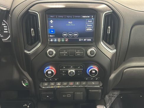 Used 2021 GMC Sierra 1500 AT4 image 12