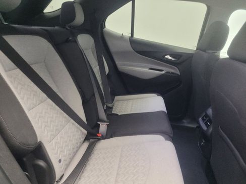 Used 2022 Chevrolet Equinox LT w/ Driver Convenience Package FWD image 19