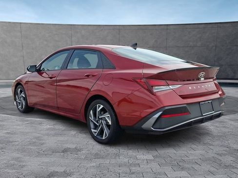 Certified 2025 Hyundai Elantra Sport FWD image 7