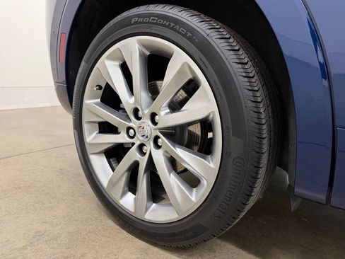 Certified 2023 Buick Envision Avenir AWD/4WD image 13