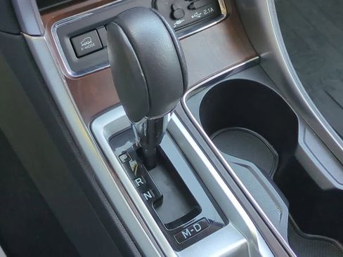 Used 2022 Subaru Ascent Touring w/ Popular Package #2A image 34