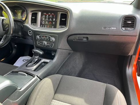 Used 2022 Dodge Charger R/T w/ Blacktop Package RWD image 40
