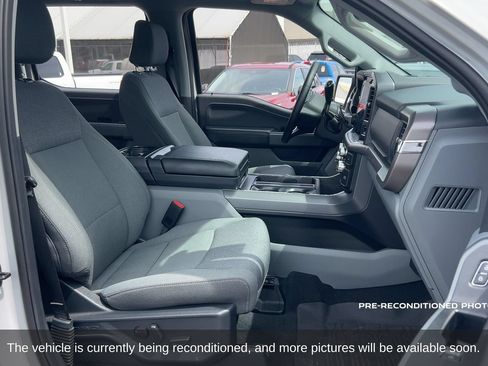 Used 2024 Ford F150 XLT w/ Equipment Group 303A High RWD image 13