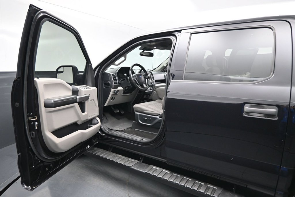 Used 2019 Ford F150 XLT w/ Equipment Group 301A Mid RWD image 8