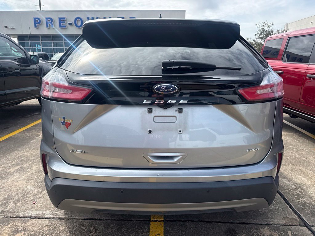 Used 2022 Ford Edge SEL w/ Convenience Package AWD/4WD image 4