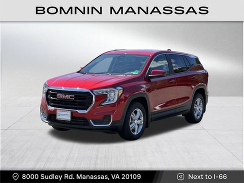 Used 2022 GMC Terrain SLE w/ LPO, Cargo Package image 3