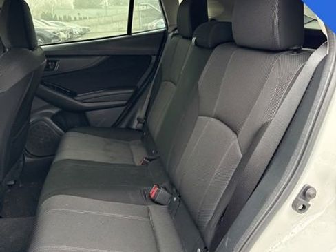 Used 2022 Subaru Impreza Premium image 9
