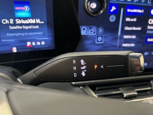 New 2026 Chevrolet Equinox EV LT w/ Comfort Package FWD image 15