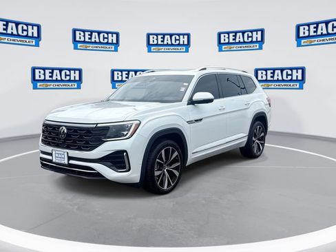 Used 2025 Volkswagen Atlas SEL Premium R-Line AWD/4WD image 4