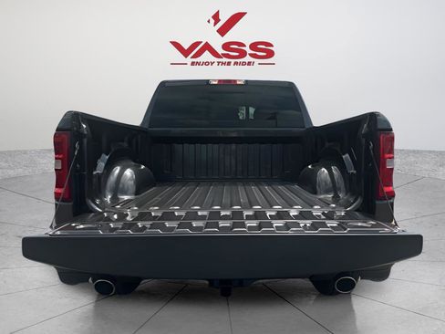 New 2026 RAM 1500 Big Horn AWD/4WD image 23