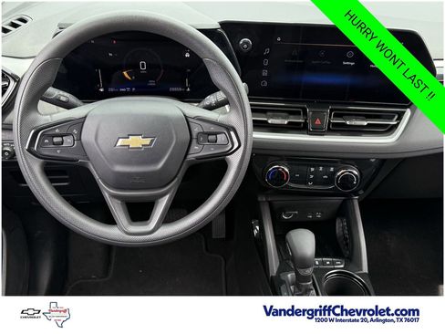 Certified 2025 Chevrolet TrailBlazer LT AWD/4WD image 11